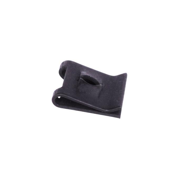 AUVECO U-Nut #8 Screw Size .025-.040 Panel Range 3796